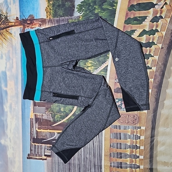 Lululemon‎ Capri Yoga Gym Leggings Size 4 - Picture 1 of 8